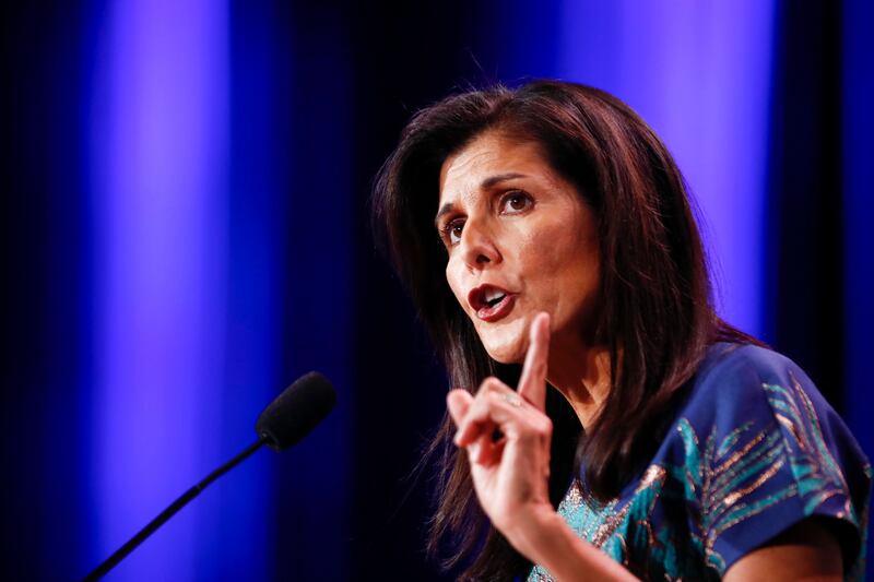 Nikki Haley si candida contro Trump. "Serve un ricambio generazionale"
