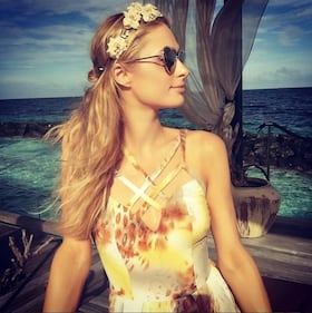 Paris Hilton, compleanno sexy su un'isola da sogno: foto 17