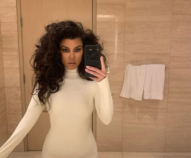 Kim Kardashian e le sorelle in foto 6