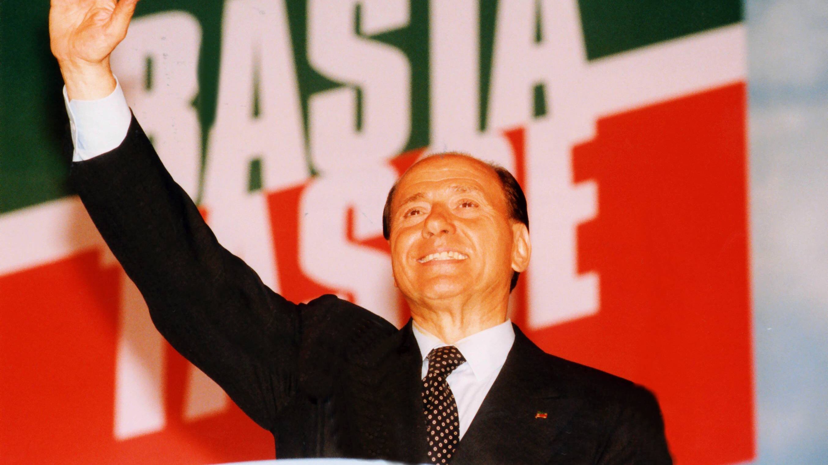 Tasse e Ponte: l'agenda Silvio che si realizza