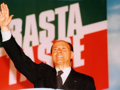 Tasse e Ponte: l'agenda Silvio che si realizza