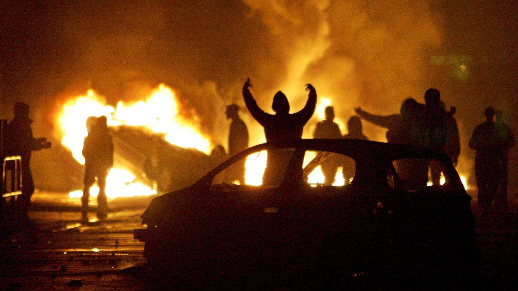 Così la Francia si suicida annegando la sua storia nel politicamente corretto