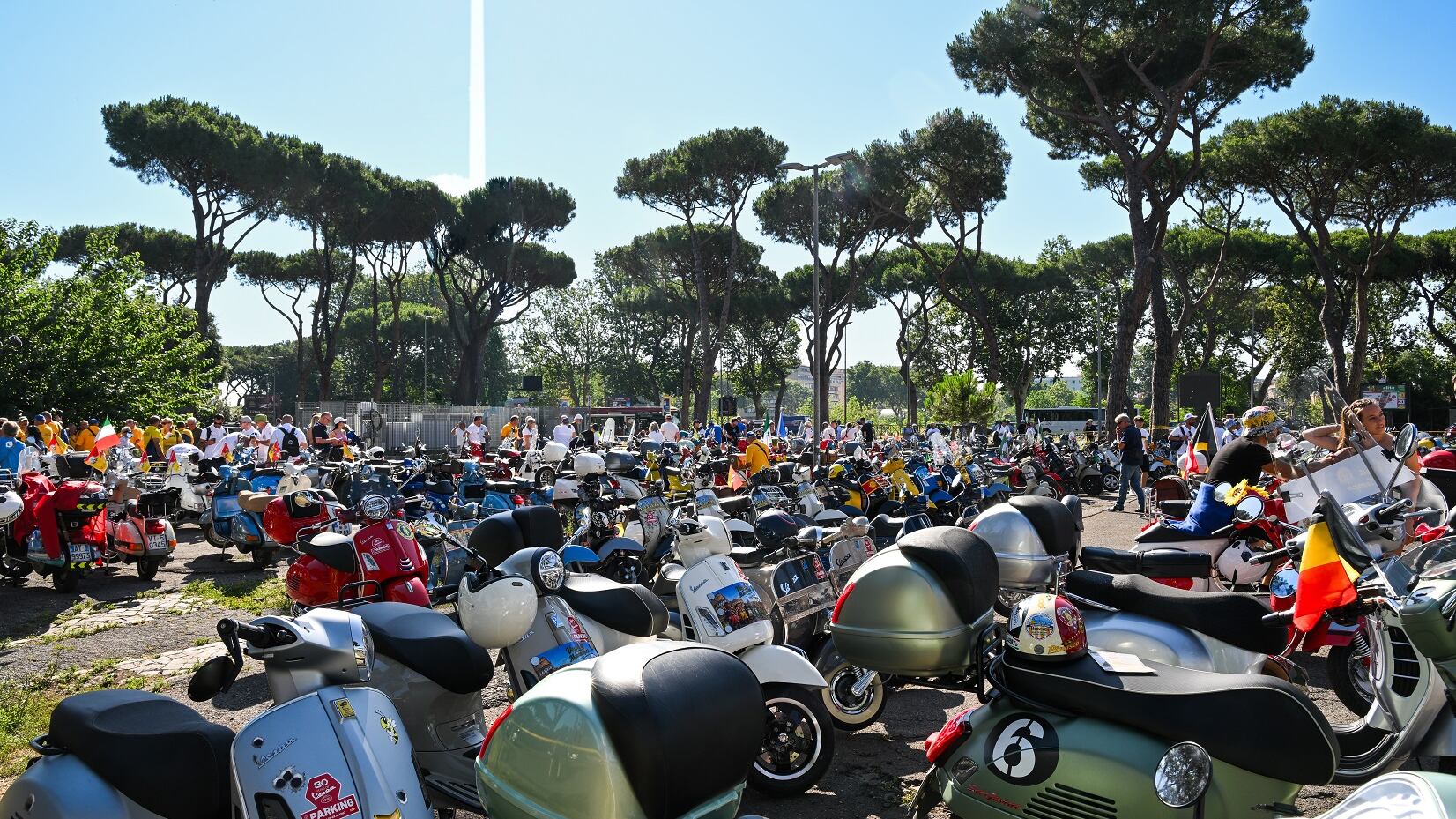 Vespa Edizione Ottantesimo, serie speciale per celebrare 80 anni di un mito a 2 ruote
