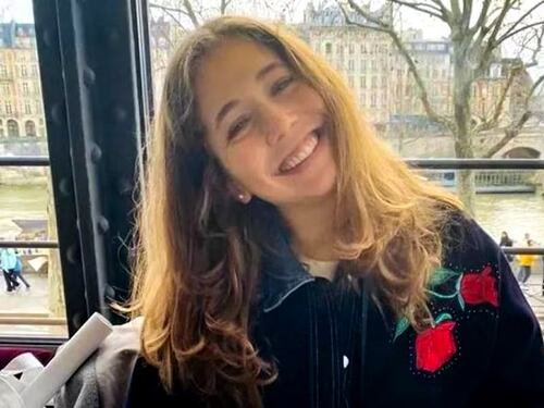 Morta uccisa da una statuetta, indagati i genitori del bimbo che l'ha lanciata