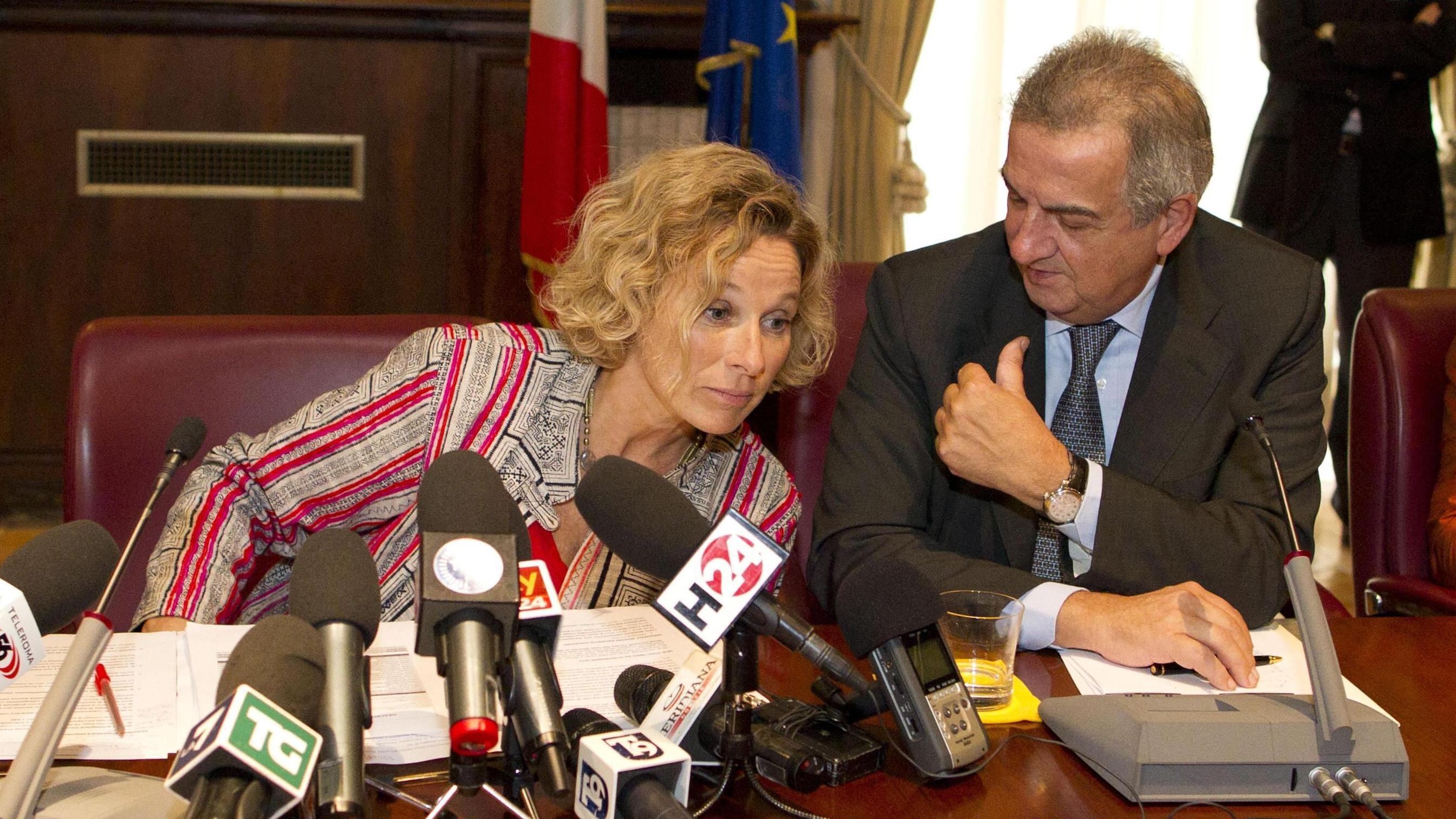 La Melandri fa pure la vittima «Prenderò 90 euro all'anno»