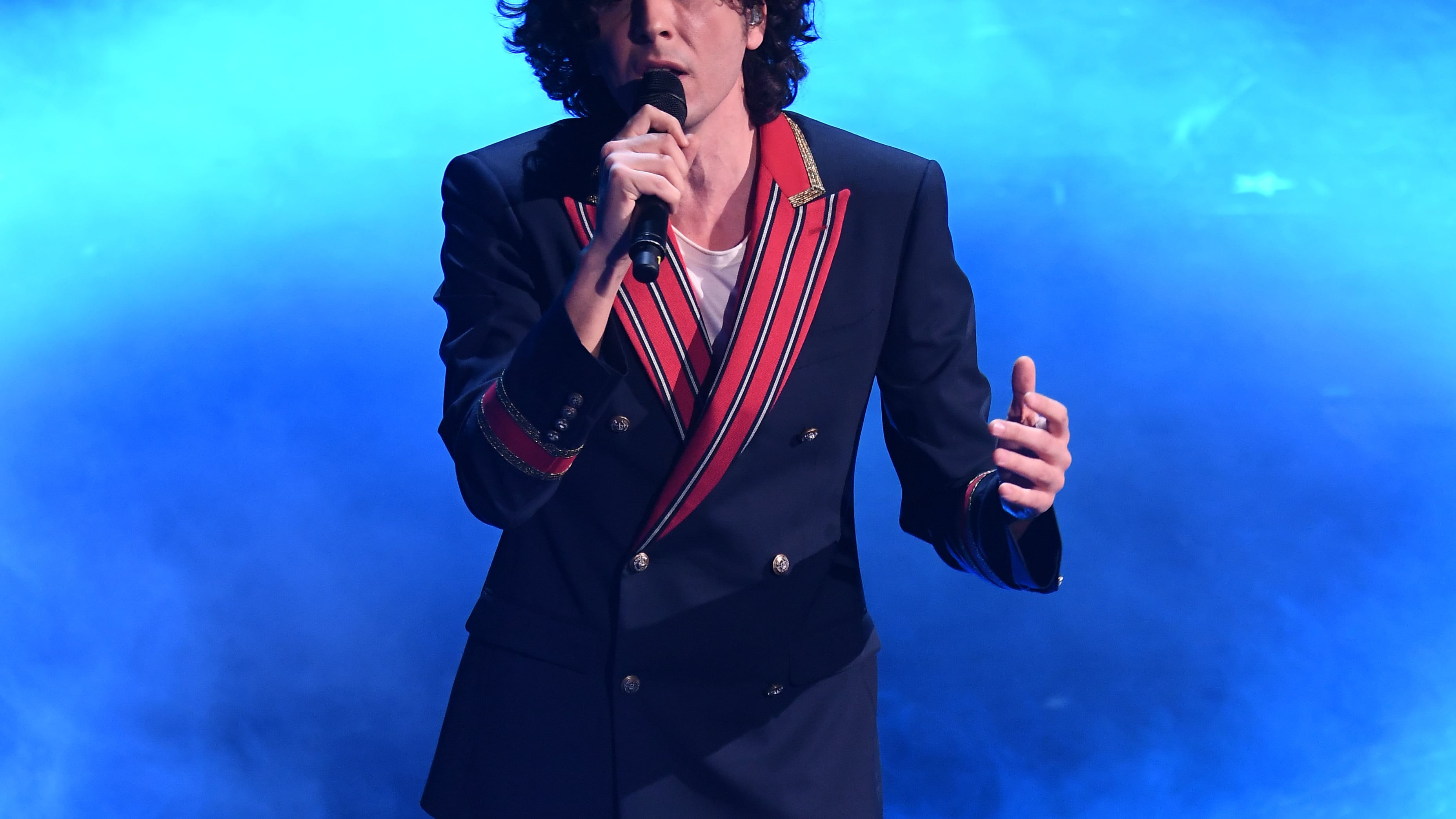 Ermal Meta torna a Sanremo. "Eurovision? Io ci andrei"