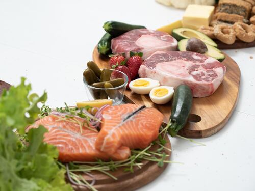 Cosa mangiare per rinforzare i muscoli a 60 anni