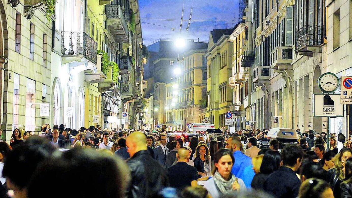 È via Montenapoleone la strada più cara d'Italia