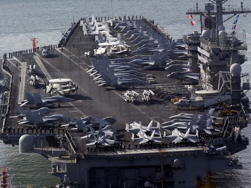 La più potente nave Usa davanti alla Cina: perché gli Usa spostano la portaerei Nimitz