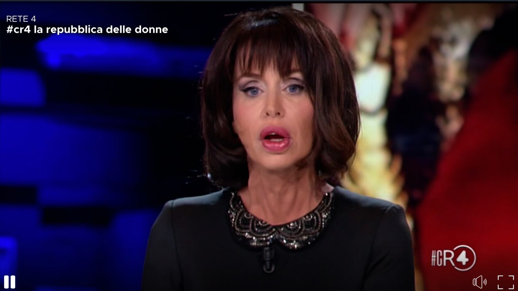 Valeria Marini dice addio alla sua bionda chioma?