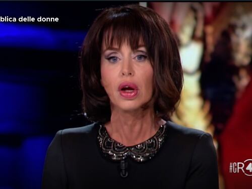 Valeria Marini dice addio alla sua bionda chioma?