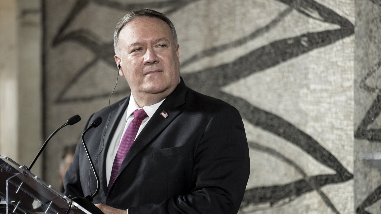 "Pompeo pronto a svelare le prove dell'origine del Covid nel laboratorio di Wuhan"