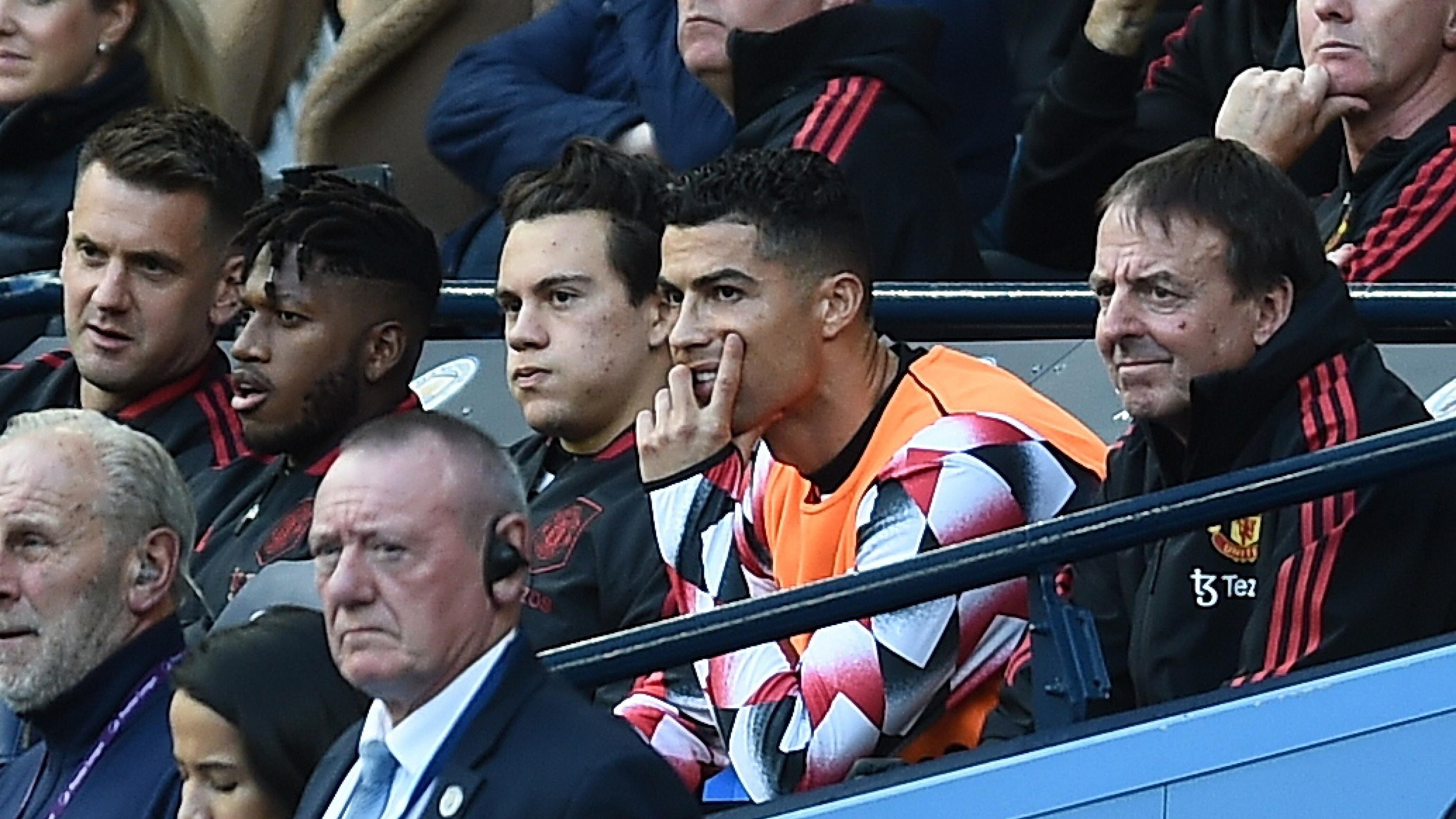 Torna negli spogliatoi prima del fischio finale, scoppia il caso Ronaldo
