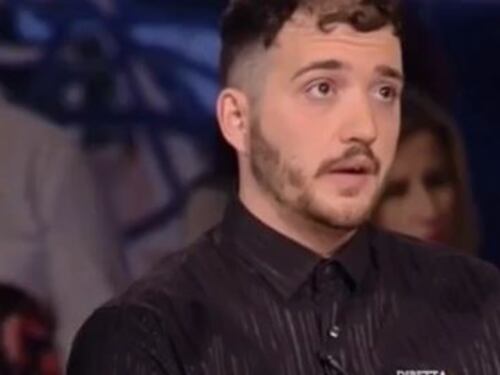 "I rom non sono uguali a noi...". Applausi in tv, poi cala il gelo