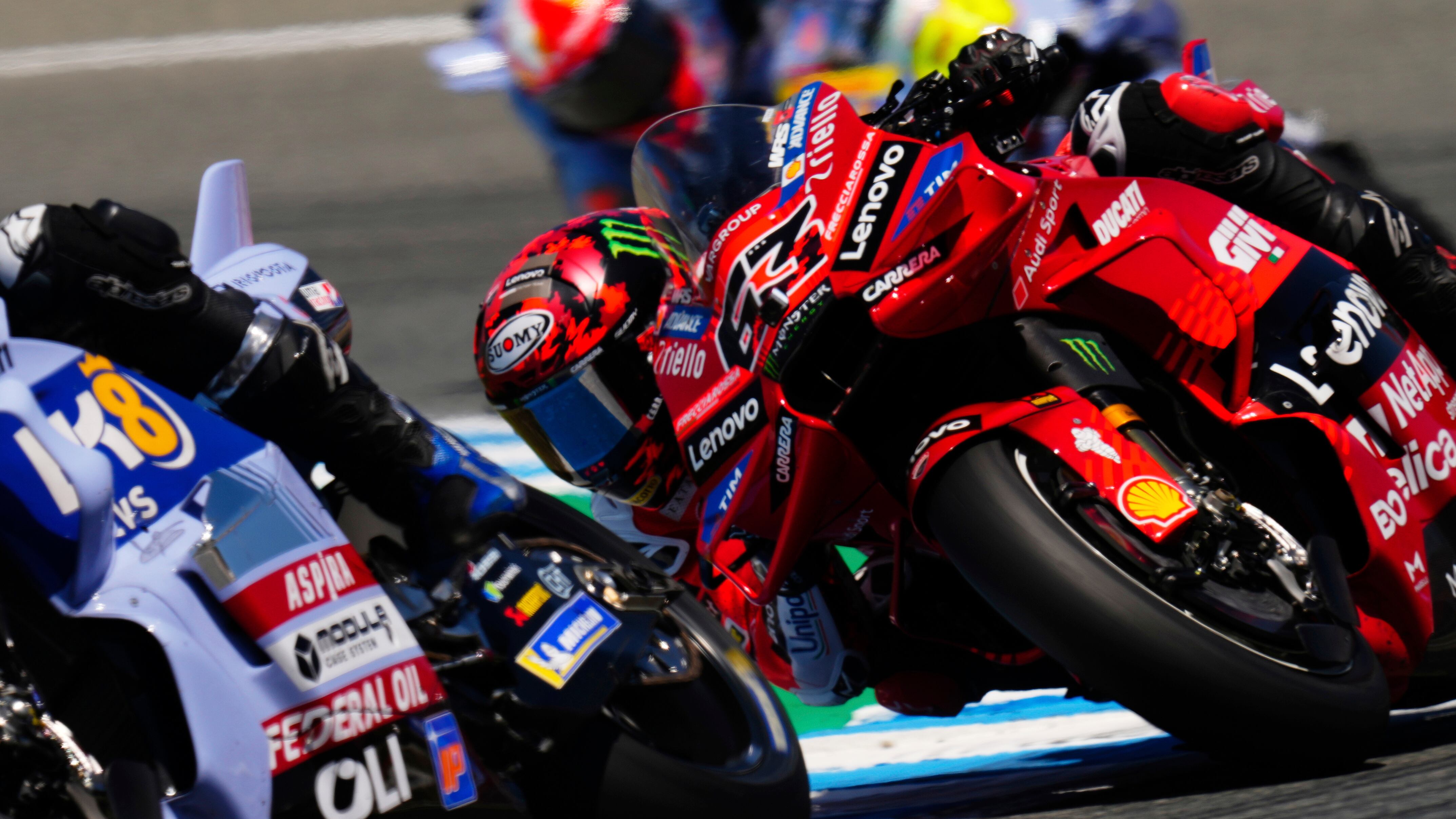 MotoGp, in Spagna domina a sorpresa Alex Marquez. Bagnaia solo terzo
