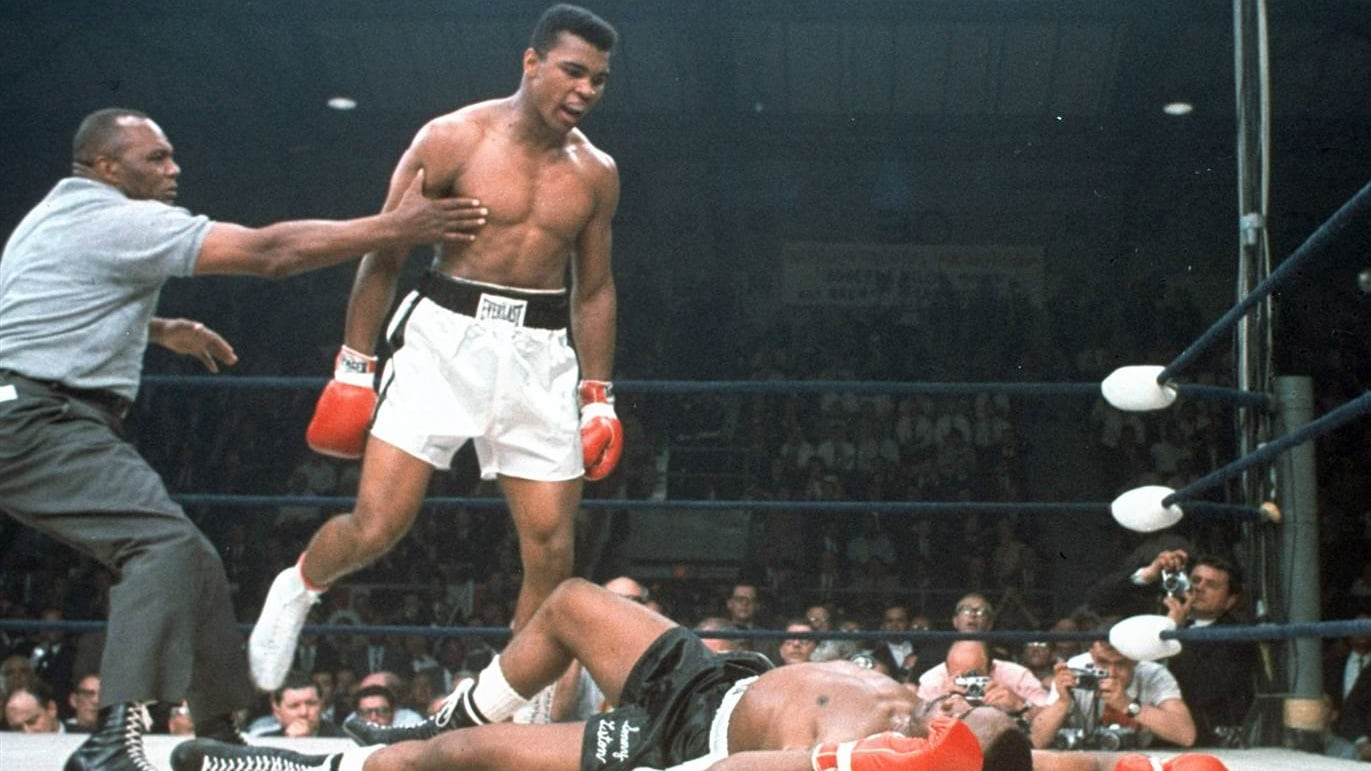 Il campione, l'eroe, l'icona: che bella (da raccontare) la storia di Muhammad Ali