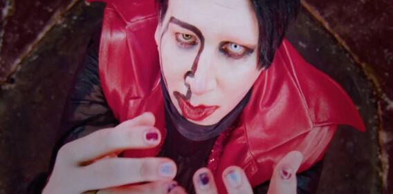 Johnny Depp nella nuova clip "hot" di Marilyn Manson 13