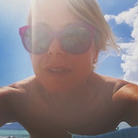 Monica Leofreddi, 50enne in gran forma: tutto pronto per le nozze 16