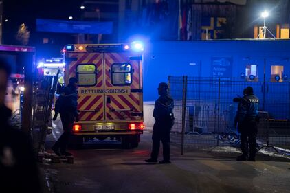 Incendio a Davos, l'evacuazione del centro congressi del World Economic Forum 7