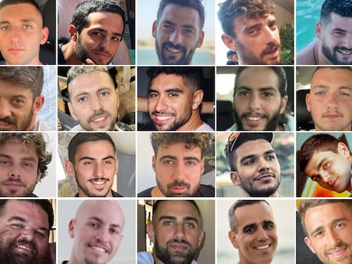Il pianista, il soldato, lo studente: chi sono gli ostaggi liberati da Hamas