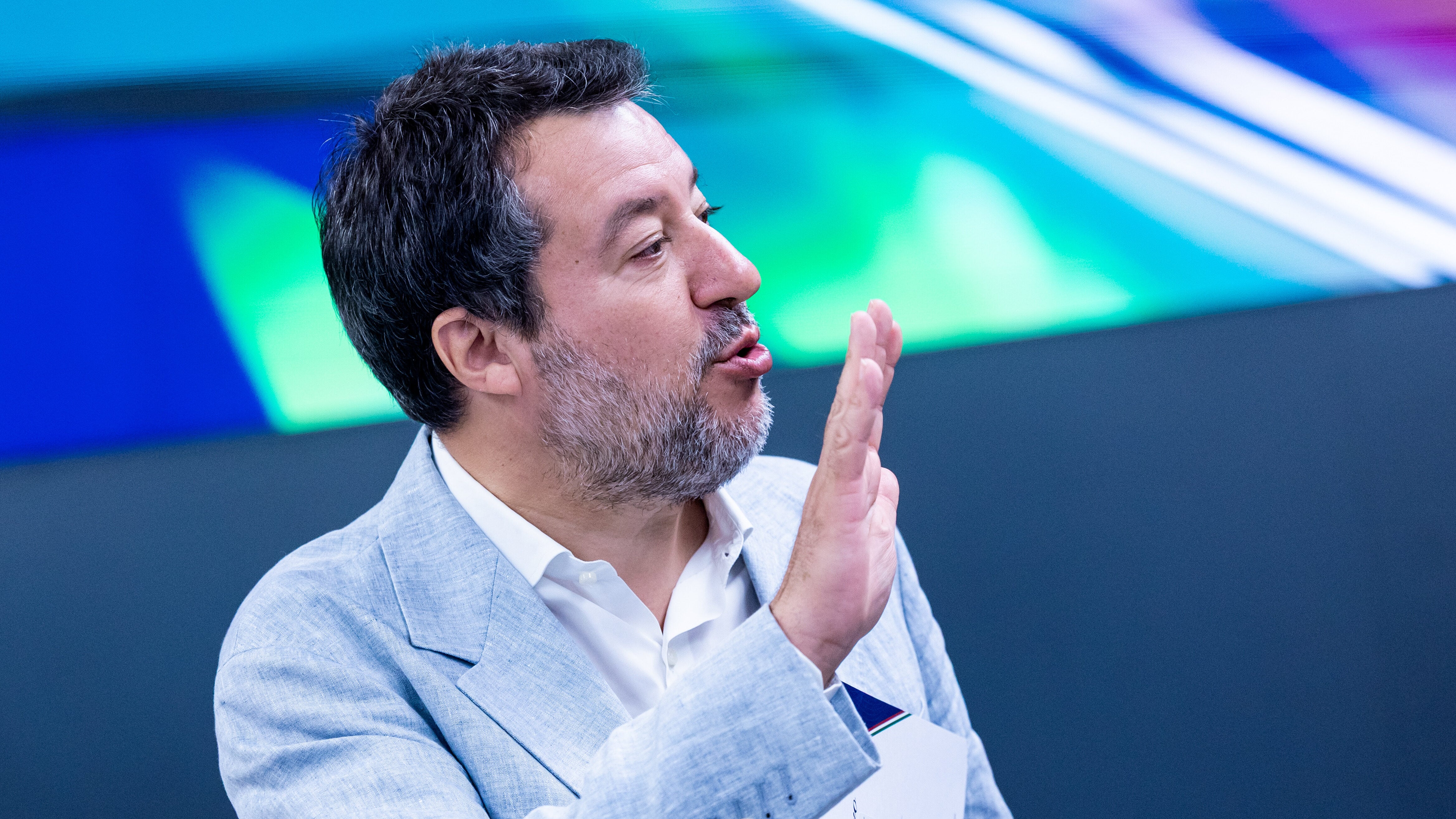 Salvini a cena con i parlamentari. La "promessa" sul Viminale
