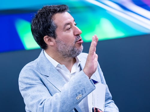 L’estate di Salvini tra la gente. “Mi chiedono di non mollare”