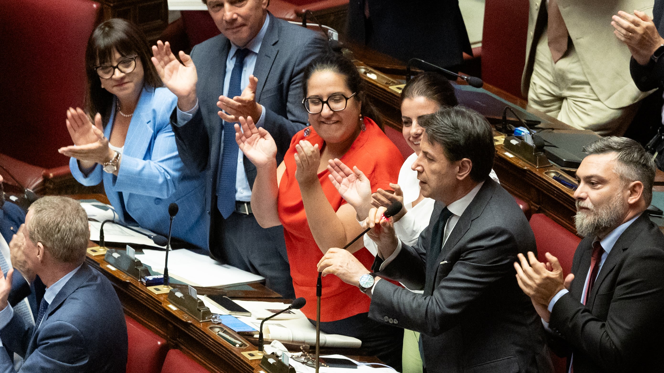 Legge elettorale, parte subito l'assalto delle opposizioni: "Si vada al voto"