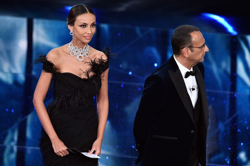 Sanremo 2016: gli abiti della prima serata 34