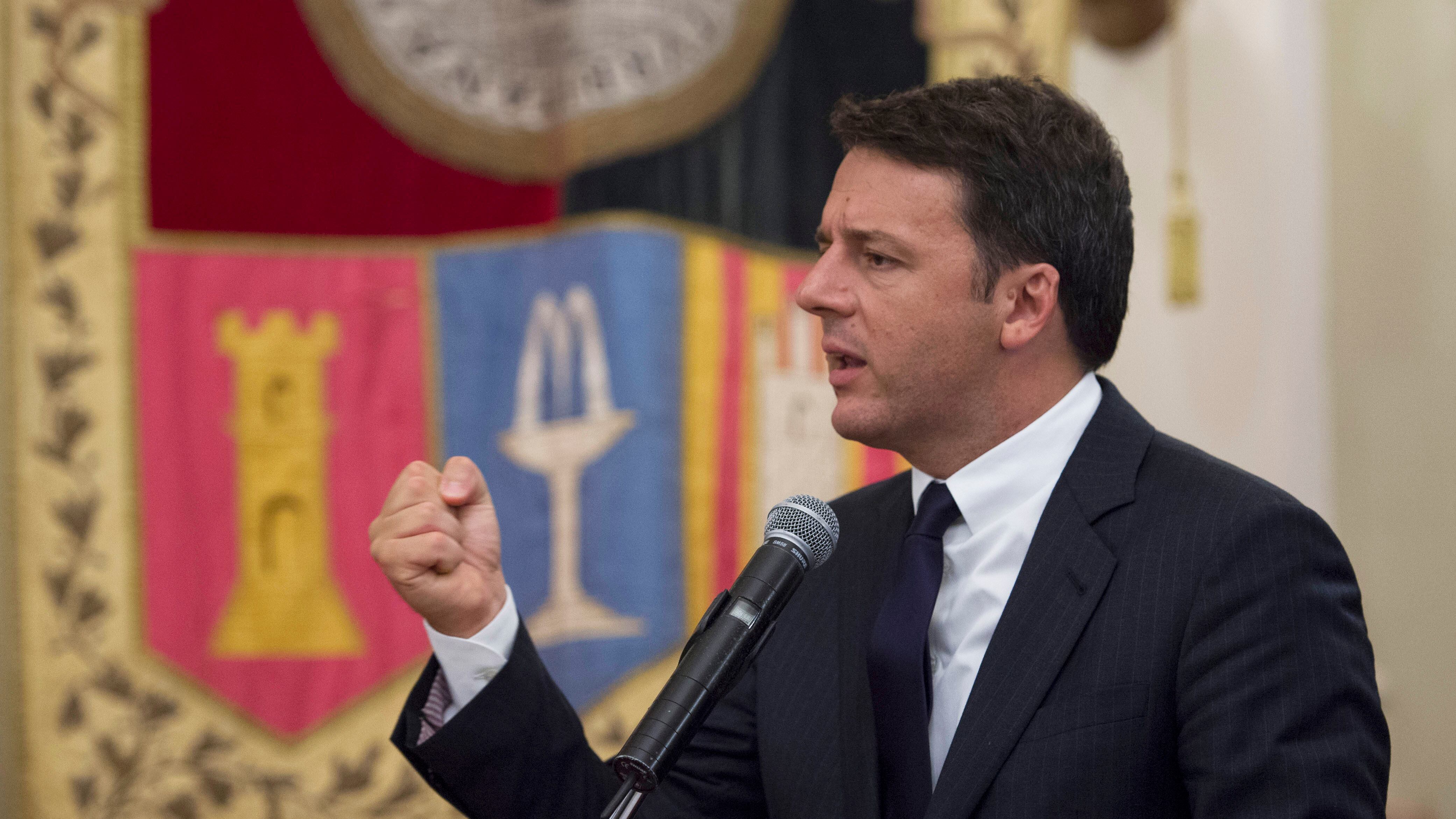 Matteo denuda tutto il sistema per salvare Siena