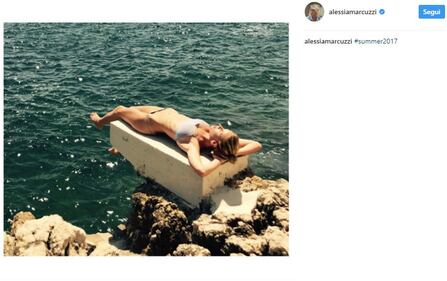 Alessia Marcuzzi sexy a Dubai 11