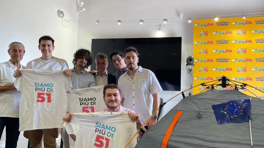 +Europa si "auto-occupa": rivolta nella sede del partito