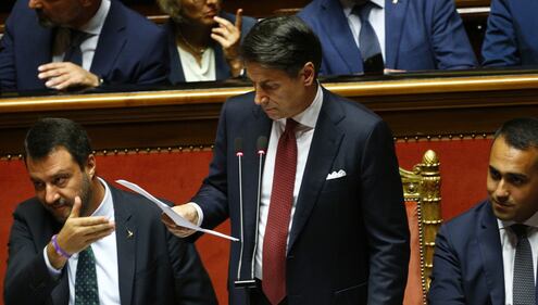 Crisi di governo, la gestualità di Matteo Salvini 5