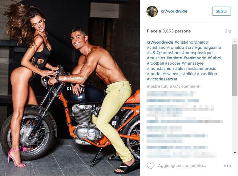 Due fisici perfetti: le pose hot di Ronaldo e della Ambrosio 4