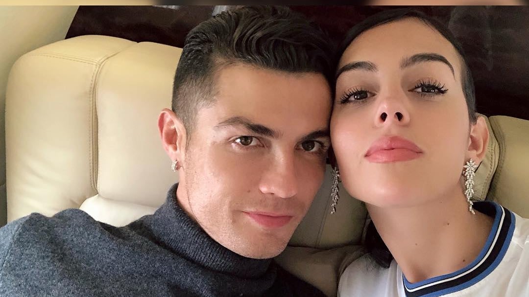 Coronavirus, Georgina Rodriguez: "In questi momenti difficili serve la fede"
