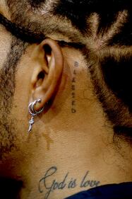 Il tattoo di Lewis Hamilton 4