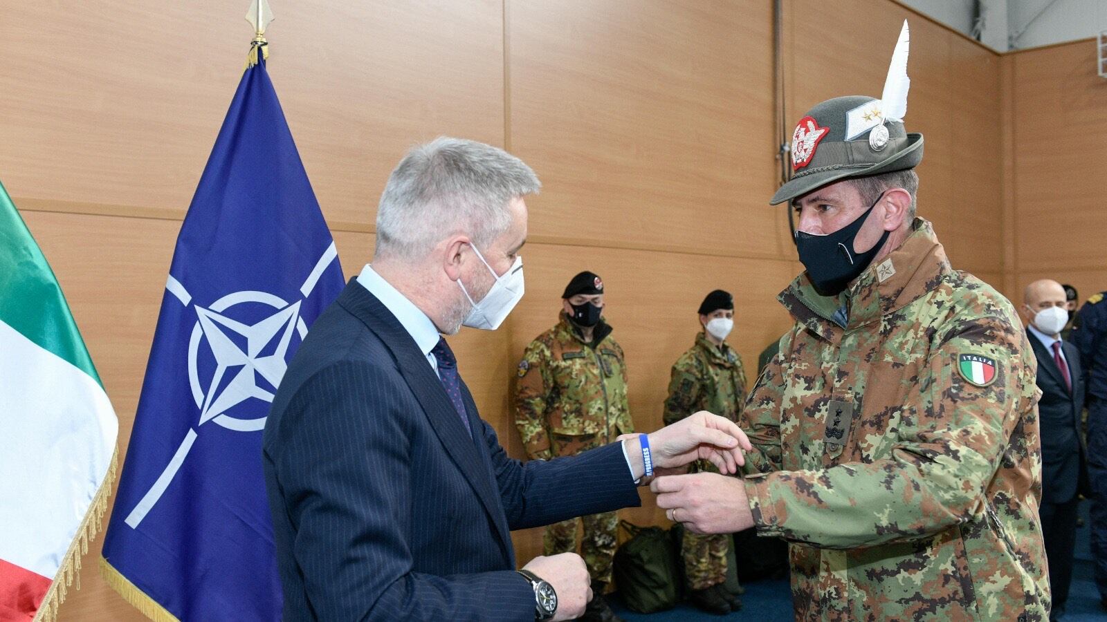 Guerini in Kosovo: Vigilia di Natale insieme ai militari italiani