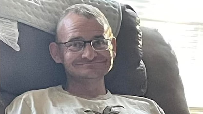 Dichiarato morto, si sveglia prima dell'espianto degli organi: scoperta choc in Usa