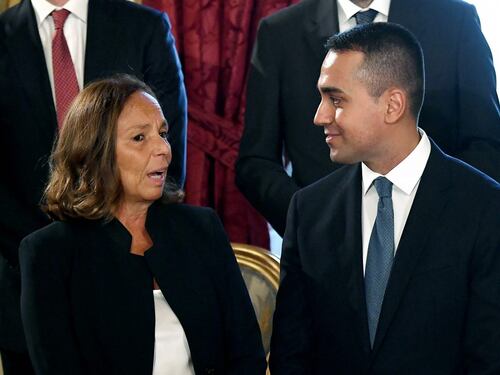 Ecco l'ultima della Lamorgese "Più sbarchi? Colpa della situazione in Tunisia"