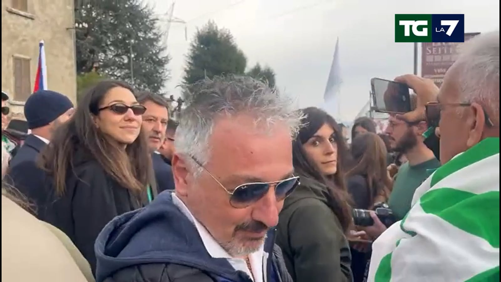 Francesca Verdini al contestatore di Salvini: "Cafone, sei a un funerale"