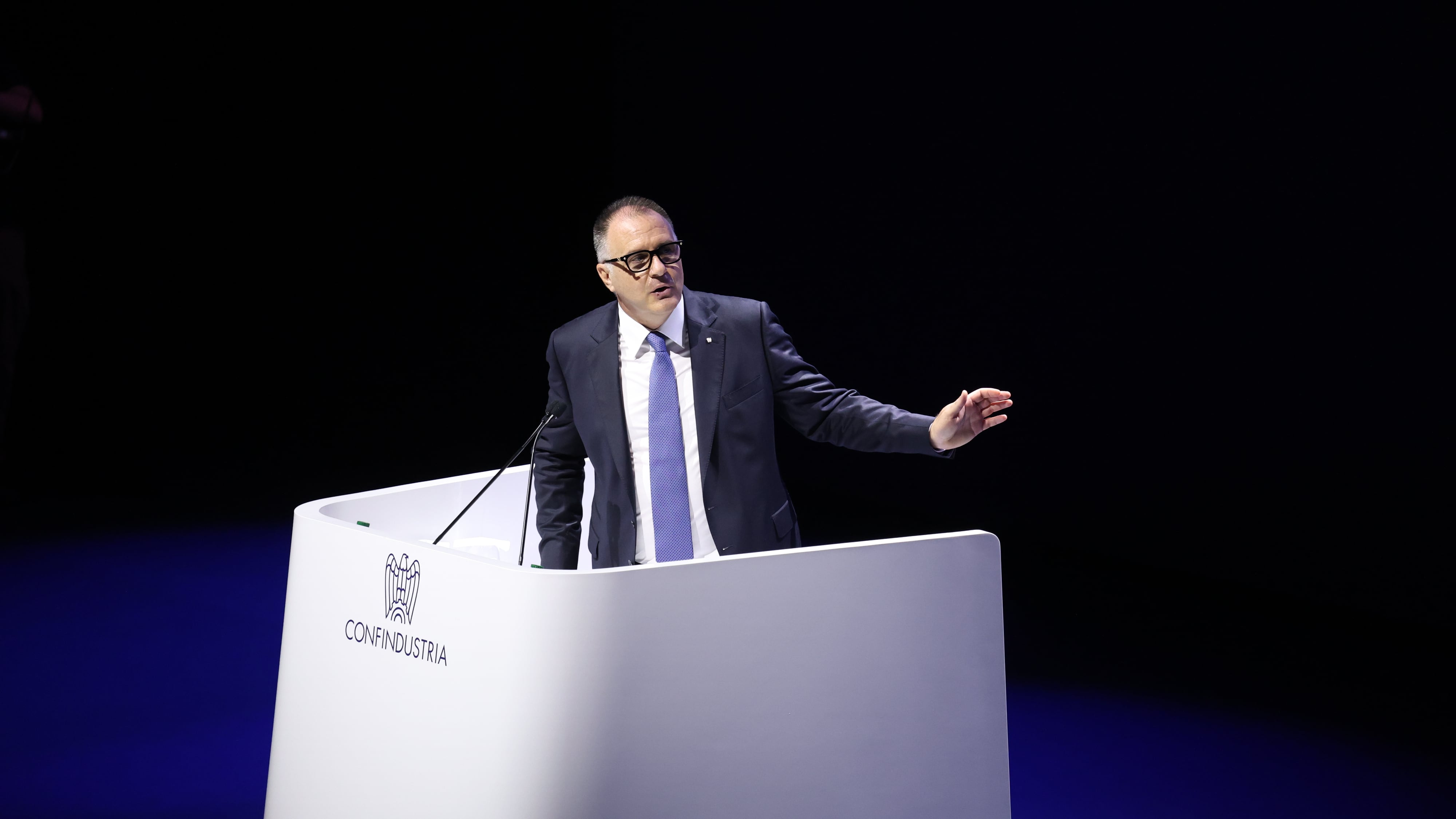 La produzione industriale torna a crescere dopo più di due anni