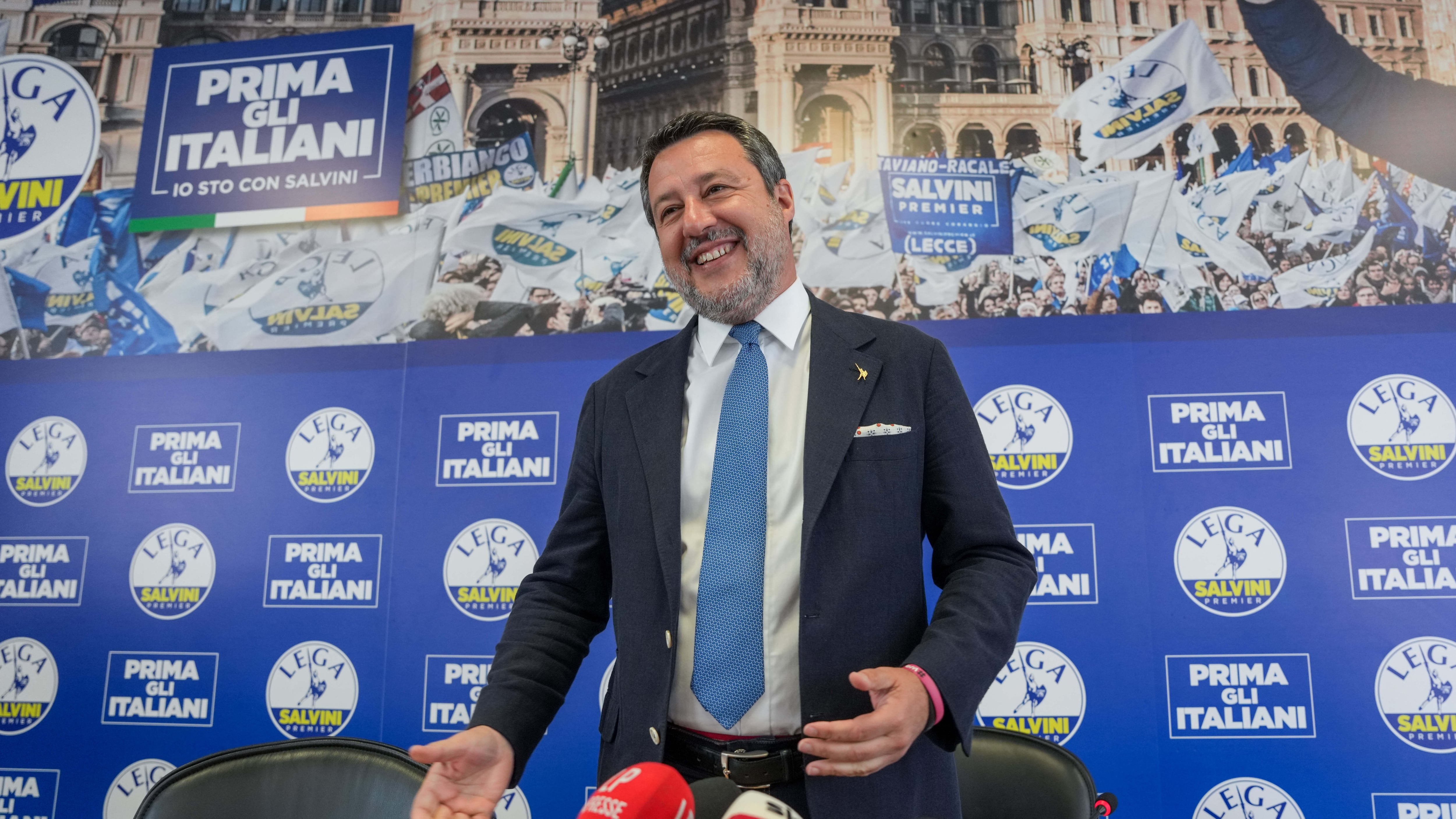 Rimpatri, ora il governo ha via libera