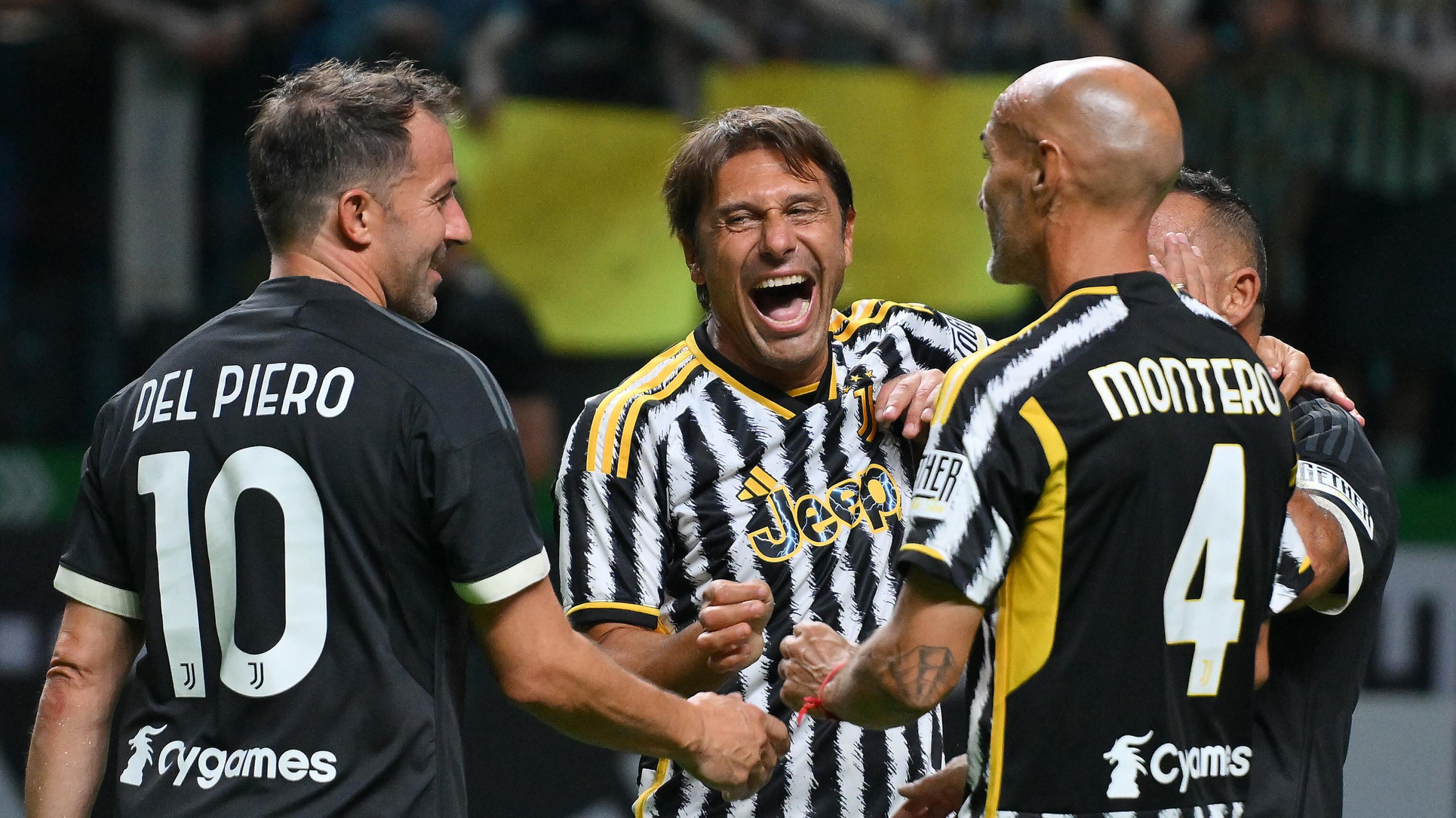 "Sesso prima delle partite? Meglio essere passivi". Conte scatenato a Belve