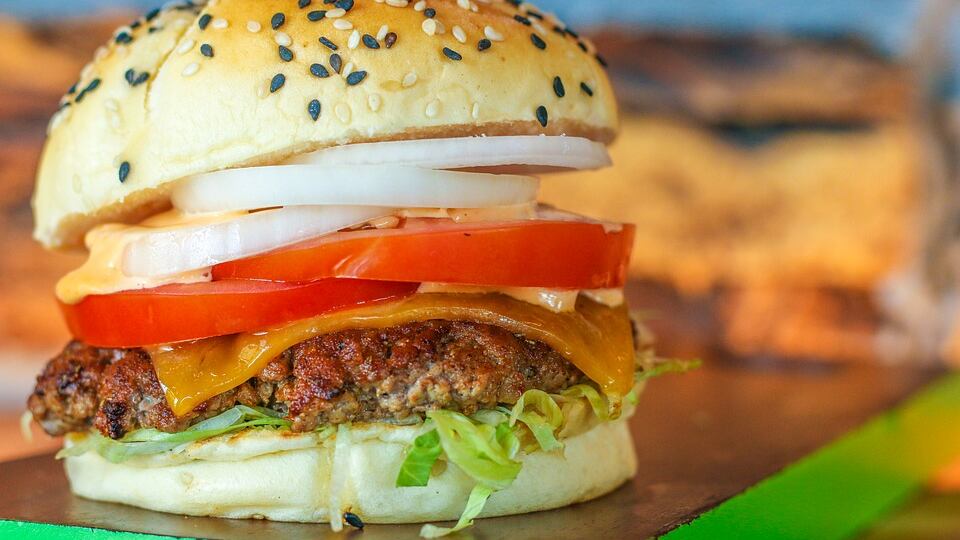 Davvero la carne vegetale fa sempre bene alla salute?