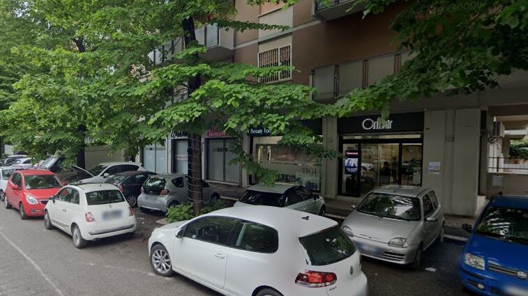 Furto in appartamento, preso ladro: caccia ai complici