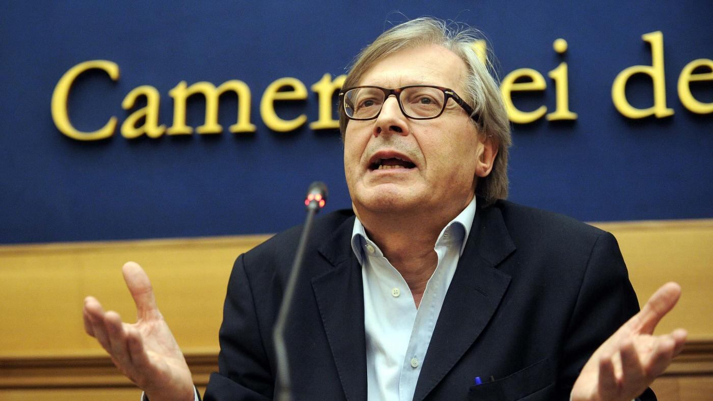 Sgarbi assolto a Bari: non insultò Vendola
