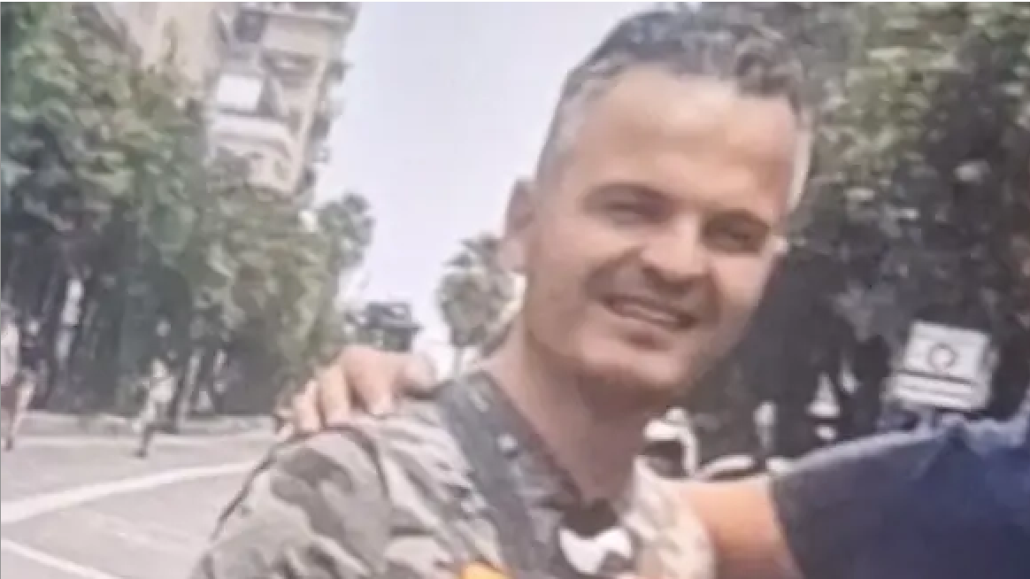 Capo pattuglia, una moglie e tre figli: chi è il poliziotto morto a Torre del Greco
