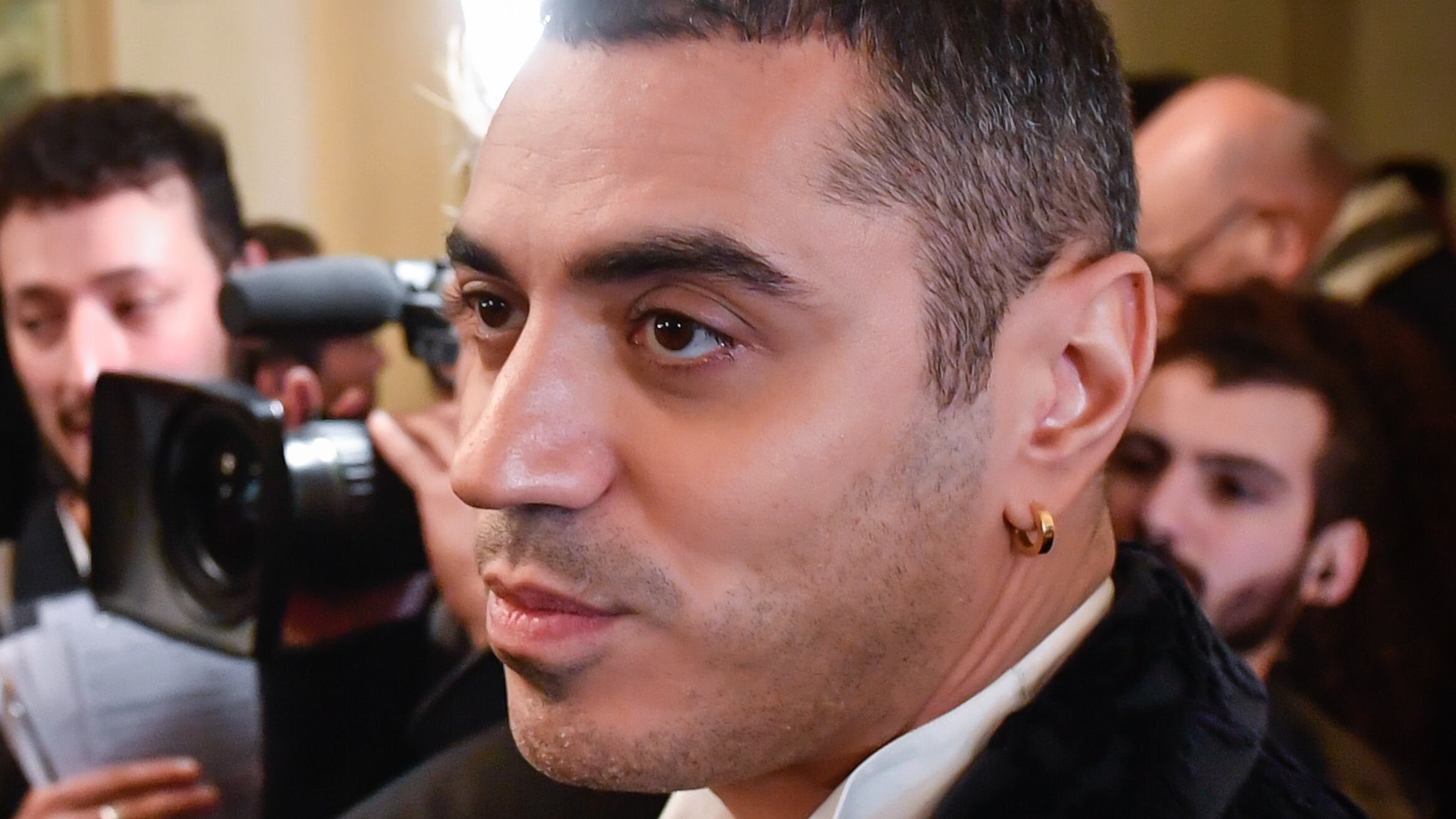 "Un governo di fasci". Marracash esce con l'ultimo album e attacca Meloni