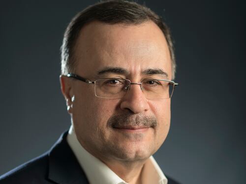 Aramco aumenta la cedola anche se i profitti calano