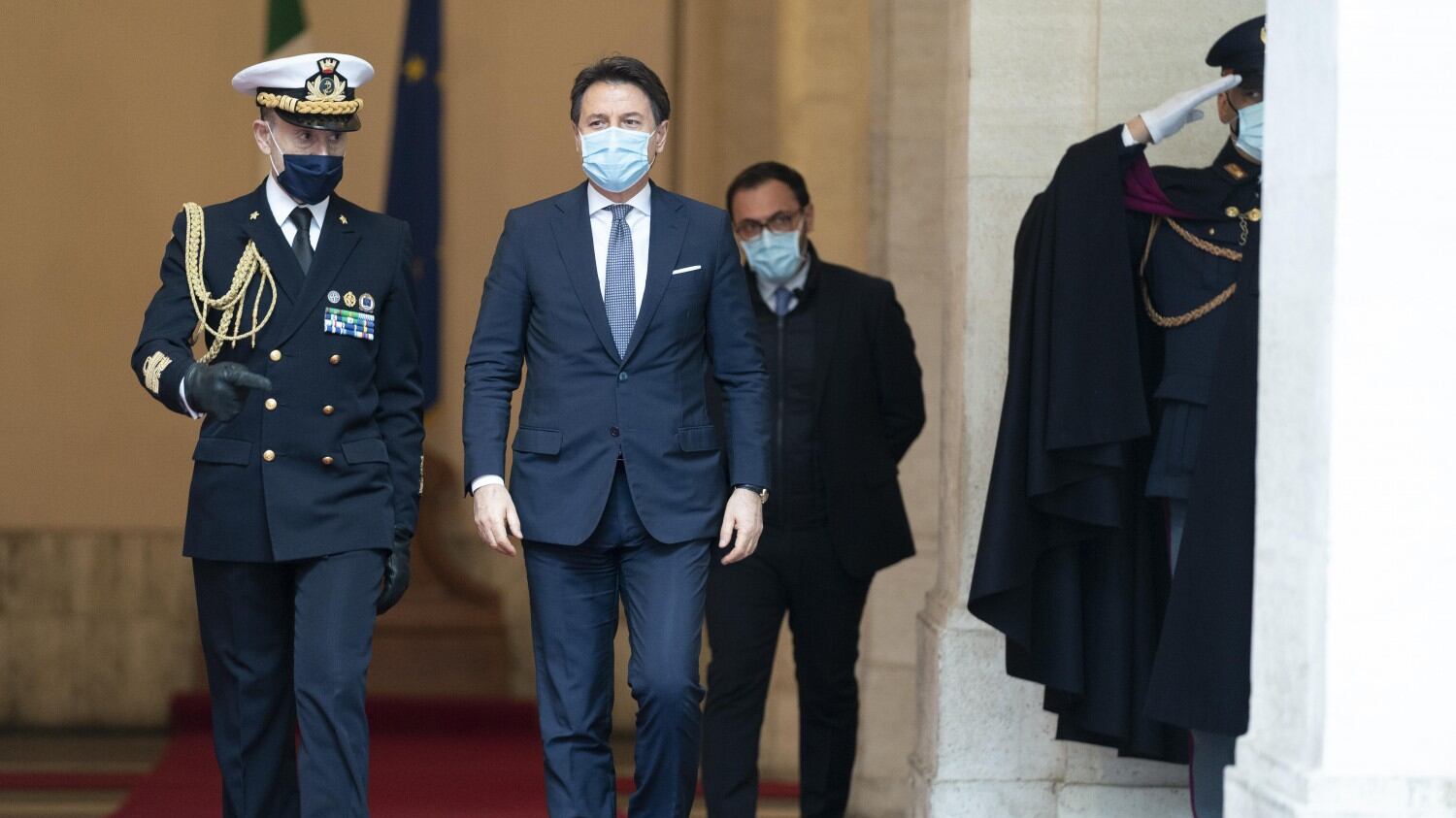 Gli incontri con lo 007. I pm ora vogliono capire se Conte era informato