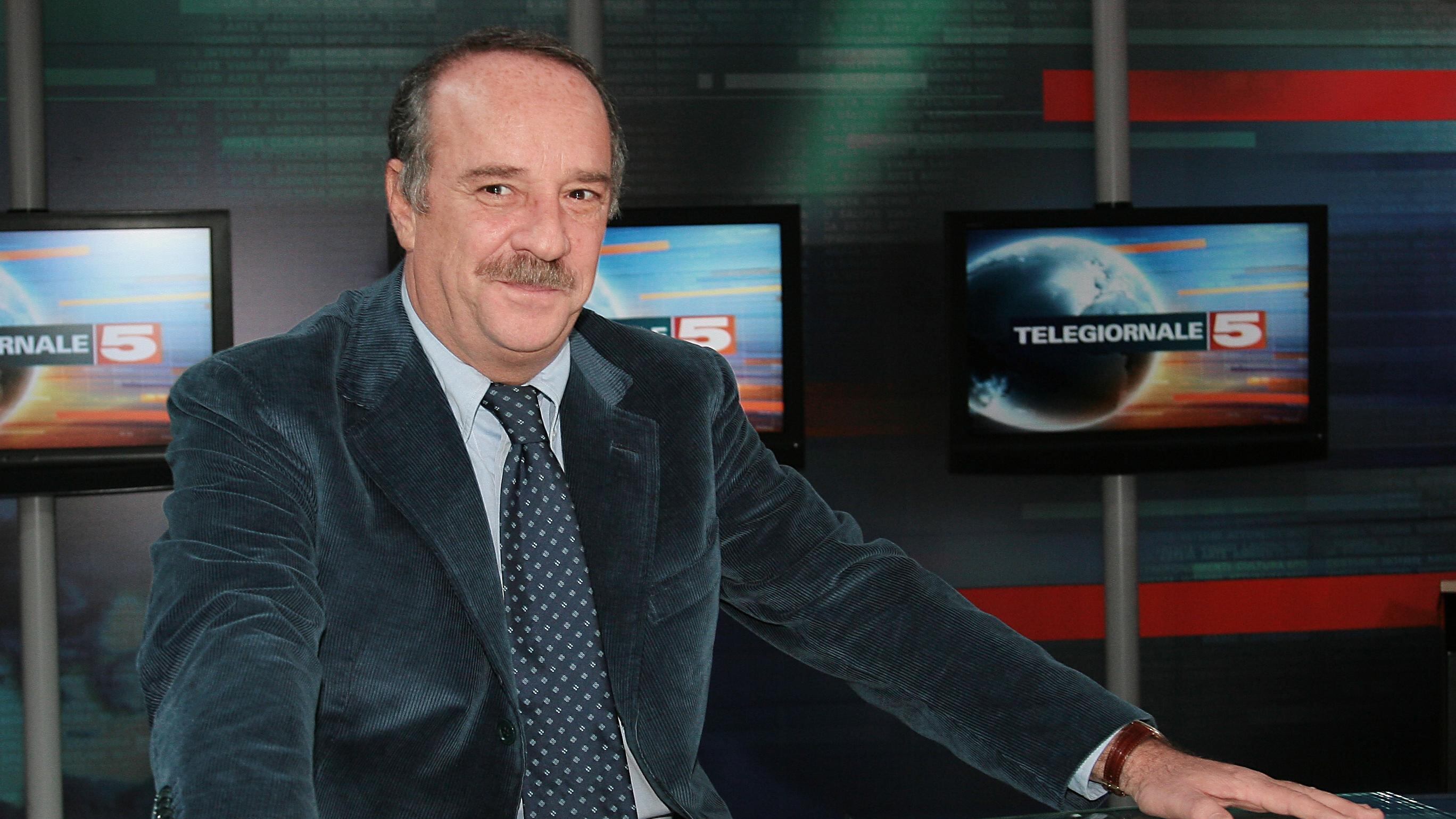 Lottizzazioni, scoop, lecchini La televisione vista da Mimun